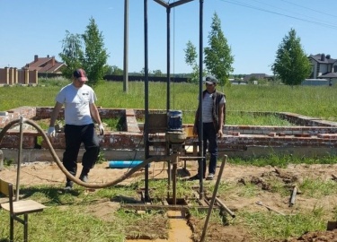 Расчёт цены бурения скважины, описание особенностей. Стоимость бурения стандартной и малогабаритной техникой для всех...