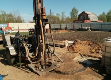 Расчёт цены бурения скважины, описание особенностей. Стоимость бурения стандартной и малогабаритной техникой для всех...